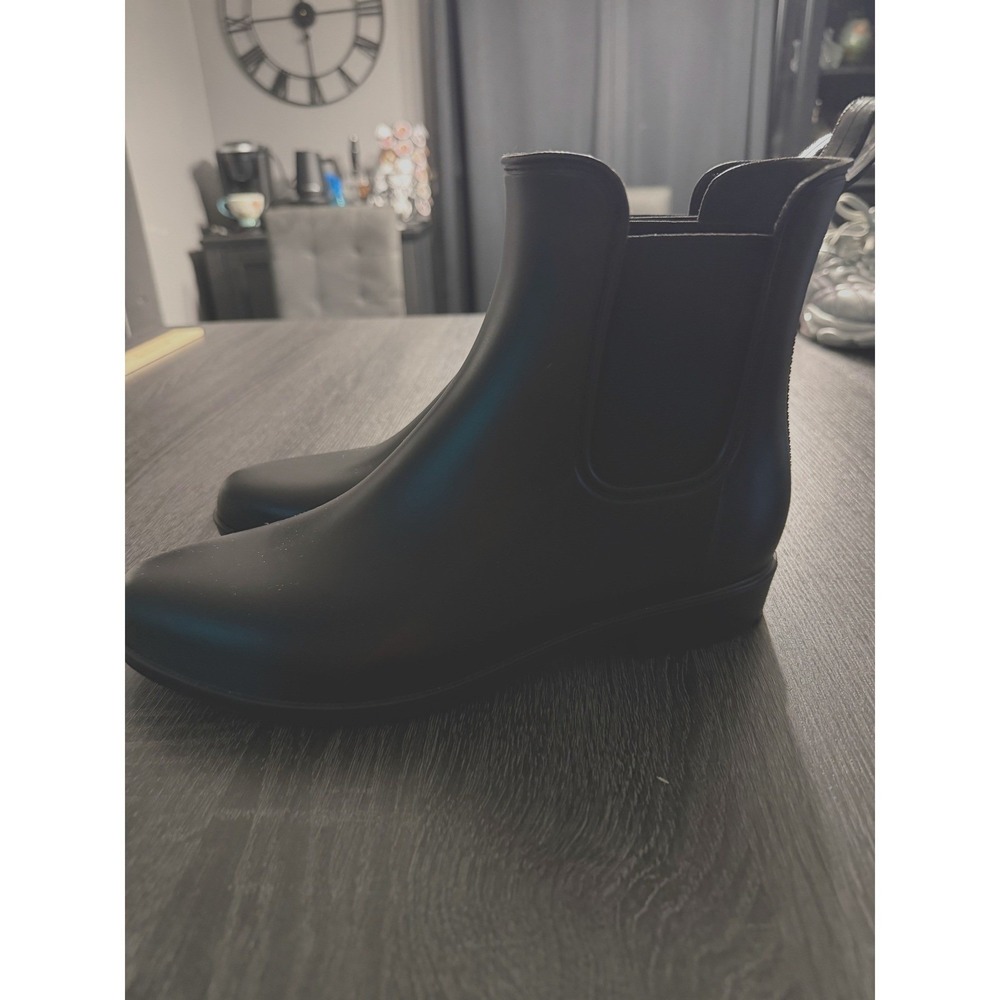 A New Day Black Chelsea Ankle Booties Womens 9 Minimalist Utility Chic NEW - Picture 2 of 6